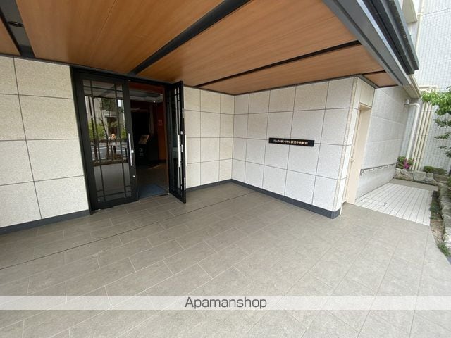 パーク・サンリヤン新宮中央駅前の玄関写真