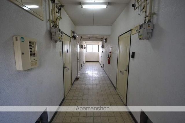 トミーズマンションの玄関写真