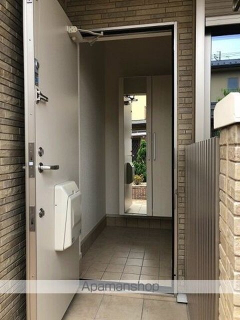 カメリア上北沢[1LDK/32.44m2]の玄関