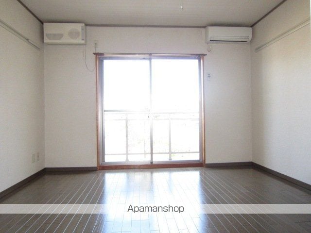 サンプローチの内装写真