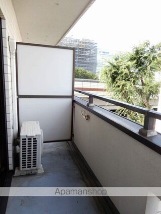 アゼリア明大前[1DK/28m2]のバルコニー