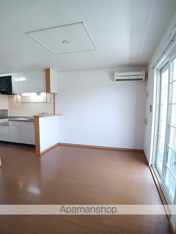シャルロットIIの内装写真