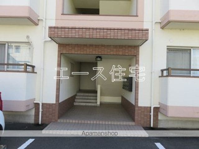 EAST−1の玄関写真