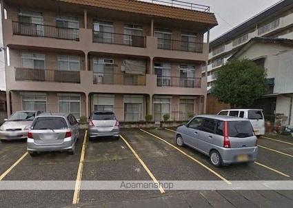 ニューサンシャインホリコシ[2DK/44m2]の駐車場