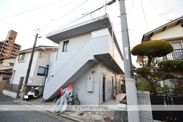 メゾンナカノの外観写真