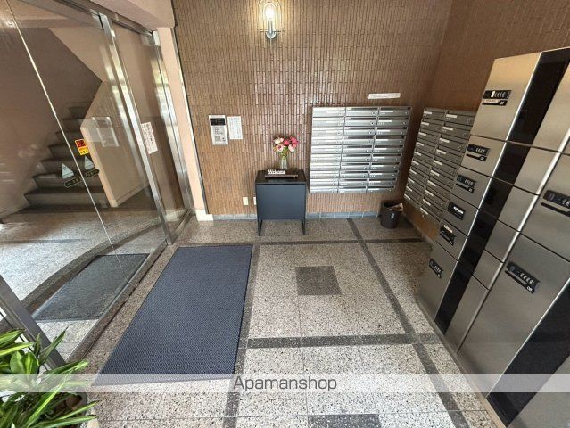シャンクレール奈良の玄関写真
