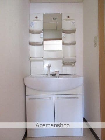 ロイヤルメゾンつくし野Iの内装写真