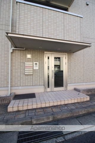 Y.A.F国富IIの玄関写真