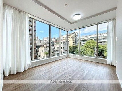 東京都台東区西浅草３丁目[2LDK/72.58m2]のリビング・居間1