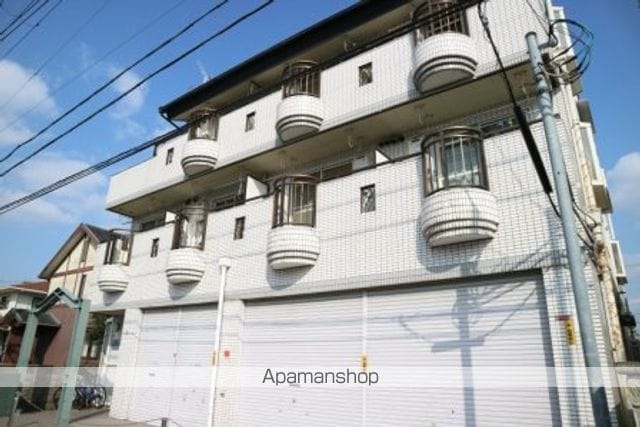 クイーンズピア枚方の外観写真