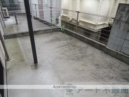 クレヴィア・ドゥ・八坂小町[1LDK/38m2]のバルコニー