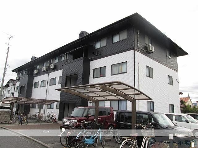 フォブール高岡[3DK/55.9m2]の外観3