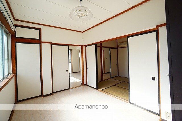ホンケマンションの内装写真
