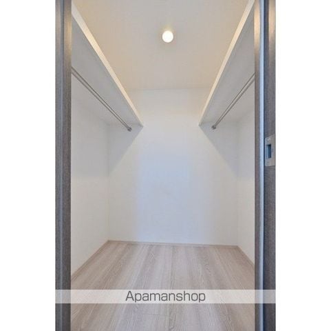 コンフォリア・リヴ板橋本町の内装写真