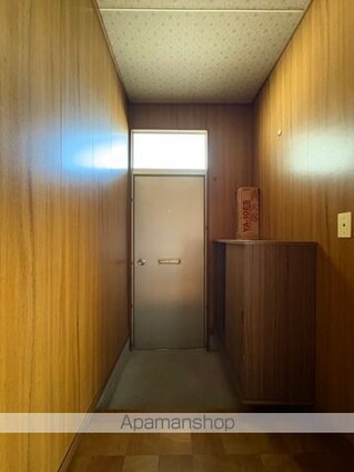 正治マンション[2K/53.55m2]の玄関