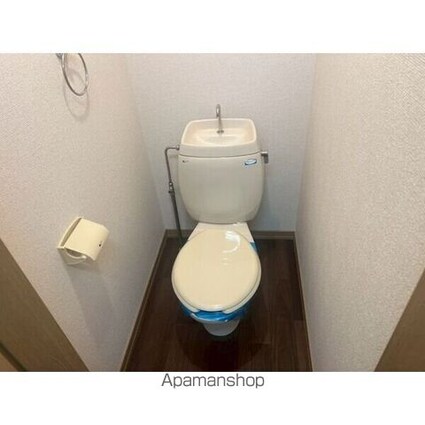 アヴェニュー高畑[1K/22.85m2]のトイレ