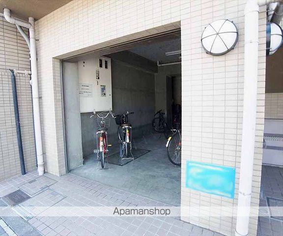 プランドルアミ下鴨の玄関写真