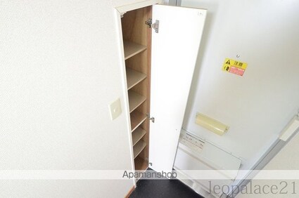 レオパレスフレンド[1K/23.97m2]の玄関