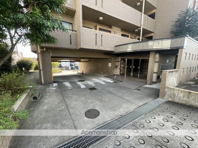 リーフマンショングランディアの外観写真