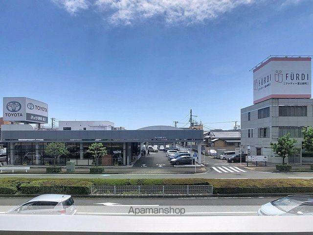 ロイヤルナインの内装写真