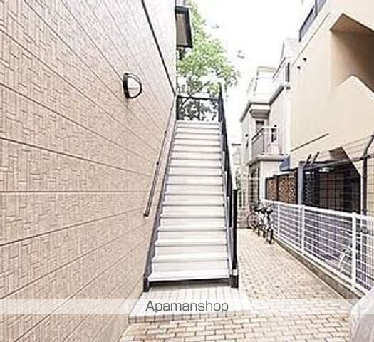 シャンテ城西の玄関写真