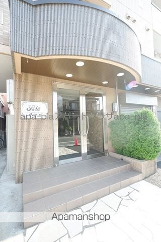 西武鉄道新宿線 本川越駅 徒歩7分 3階建 築14年の玄関写真