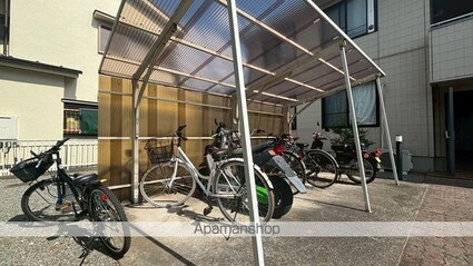 グランドール宇津木台Ａ[3LDK/66.44m2]の共用部1