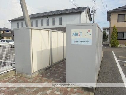 ヴィラ　島立[1LDK/39.32m2]の共用部3