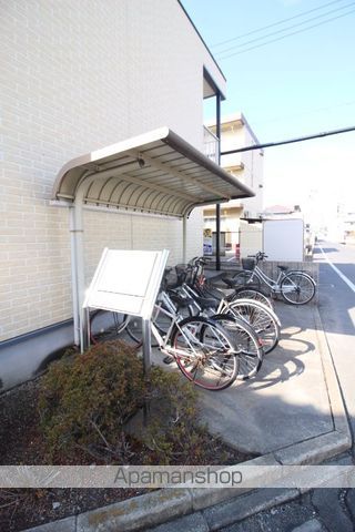 レオパレス操の外観写真