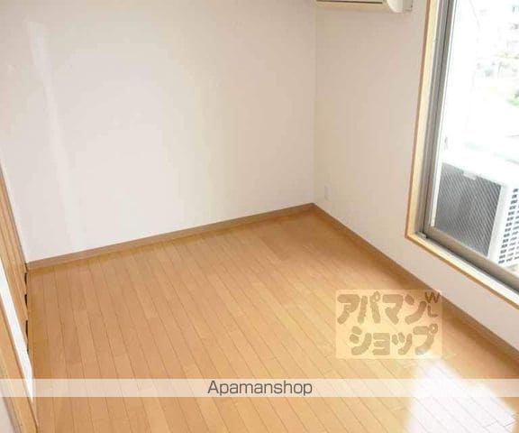 グランドパレス西大路EASTの内装写真