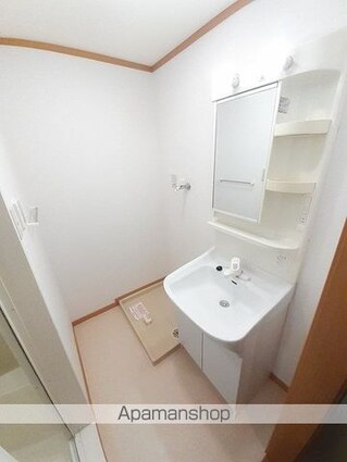 愛媛県新居浜市徳常町[1R/30.5m2]の洗面所