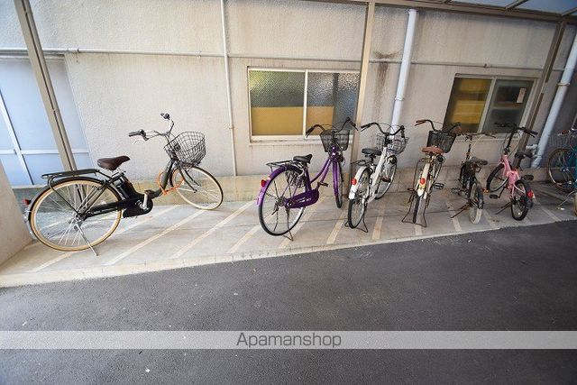 CORE21西千石の玄関写真
