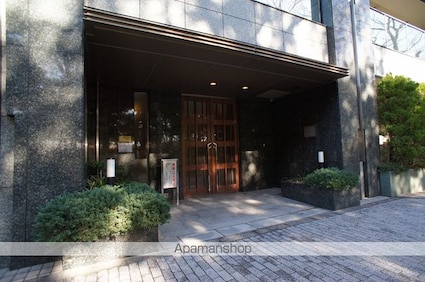 ヒルズ新宿御苑[2SLDK/78.68m2]の共用部3