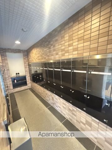 レフィーニ大宮盆栽町の外観写真