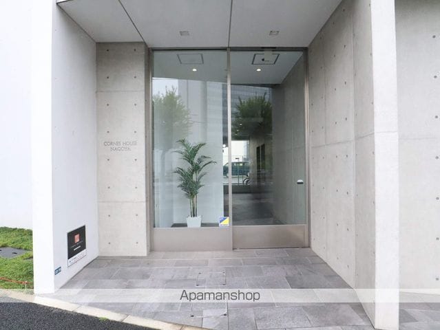 CORNES HOUSE NAGOYAの玄関写真