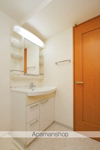 ルミエール妙蓮寺IIの内装写真