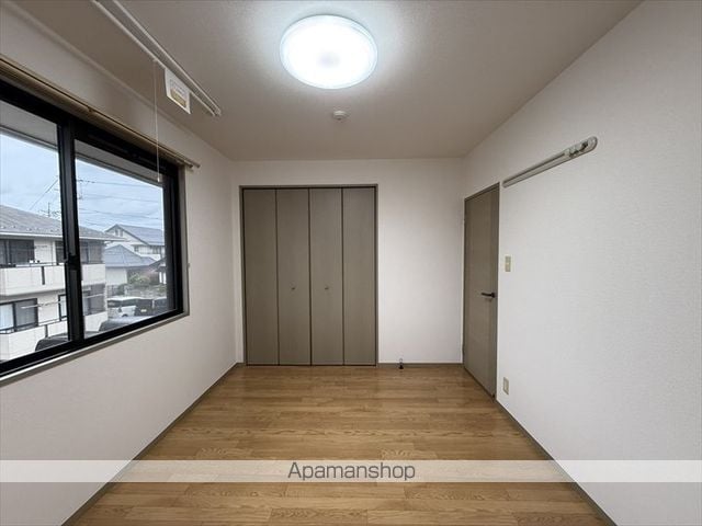 コンフォールコートA棟の内装写真