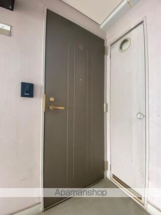 キュービックパレス[2LDK/60.39m2]の玄関
