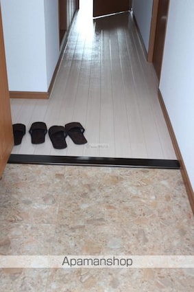 カームネスト[3LDK/58.32m2]の玄関