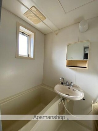 ファミール花園[2K/29.81m2]のバス