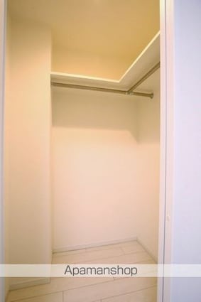 東京都港区白金台３丁目[2LDK/50.42m2]の収納