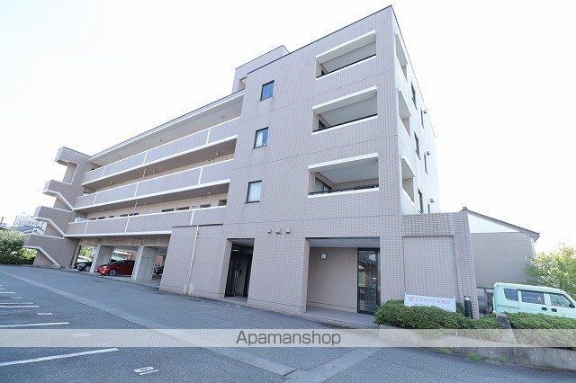 エスカイア永楽町の外観写真