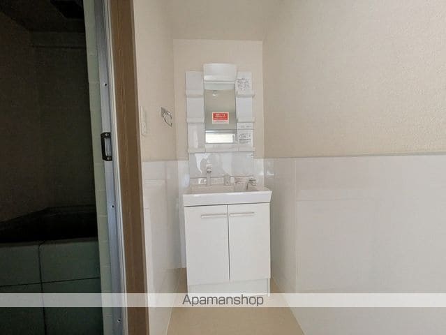 市川マンションの内装写真