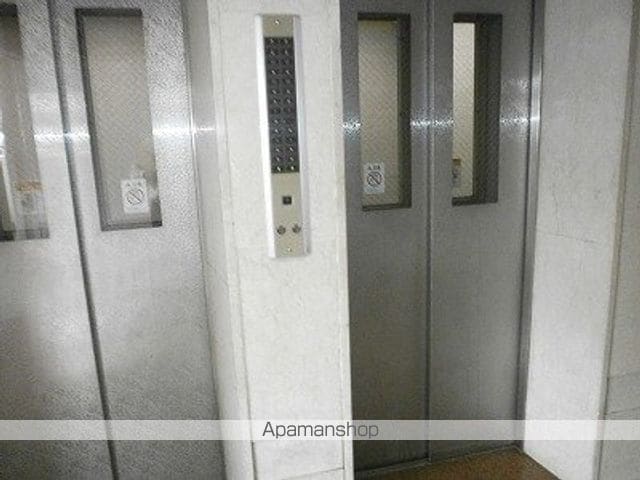 東京都立川市錦町１丁目[3LDK/66.94m2]の共用部2
