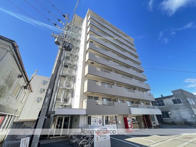 ロイヤルシティ参番館若松町の外観写真