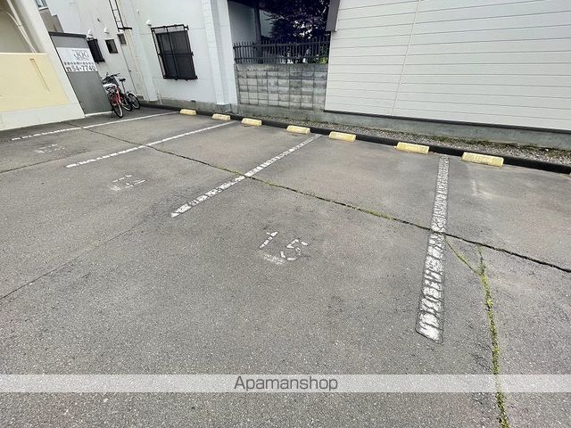 アンセリジェIIのその他写真