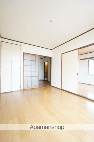 フラット・フラワーの内装写真