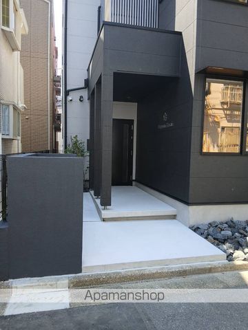 LIGNUM葛西の玄関写真