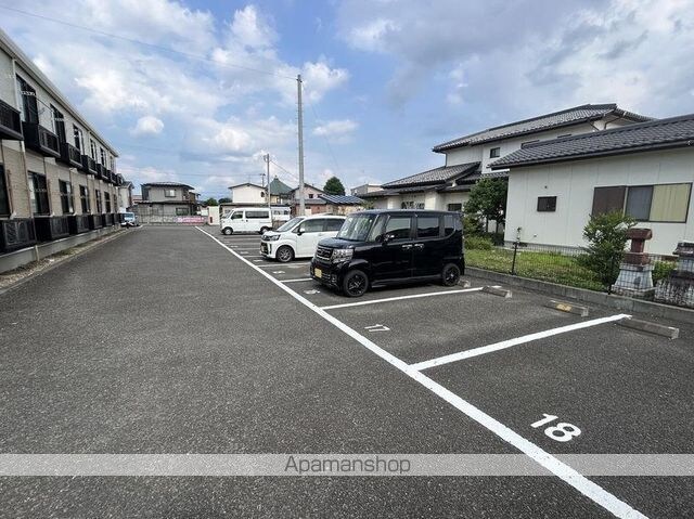 レオパレス舘[1K/28.02m2]の駐車場1