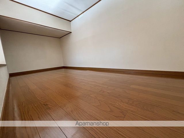 クラウンハイツIIの内装写真